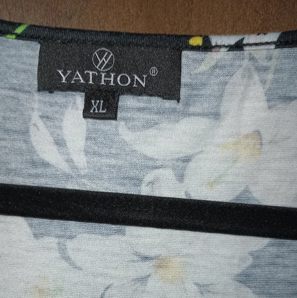 Floral‎ Cold Shoulder Dress with pockets XL